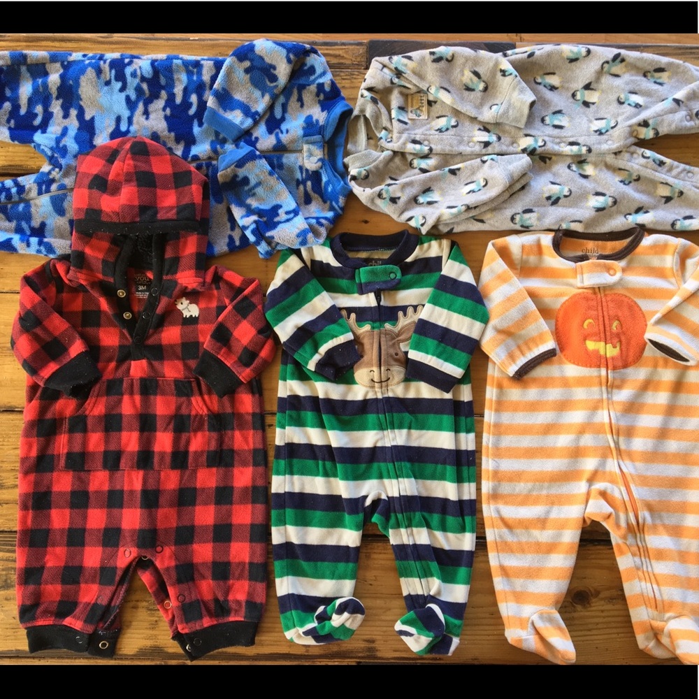 0-3 months fleece bodysuits